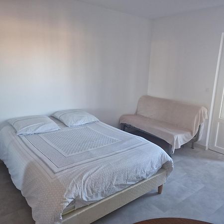 Joli Studio Сен-Рафаэль Номер фото